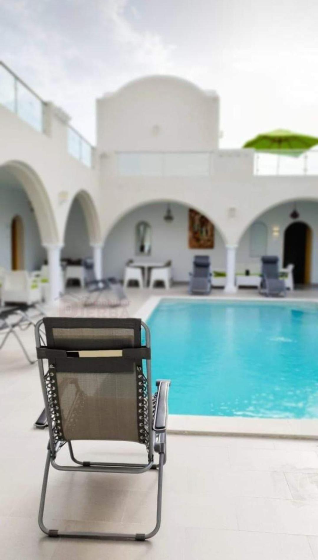 Musk De Djerba Suite Aziz Avec Piscine Temlale Buitenkant foto