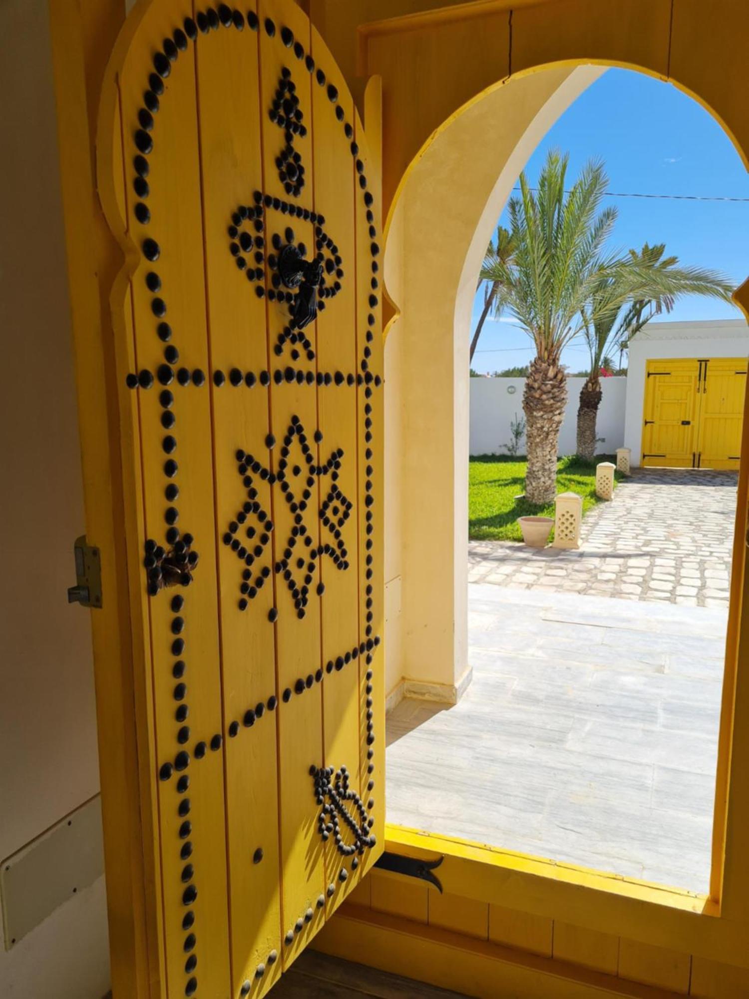 Musk De Djerba Suite Aziz Avec Piscine Temlale Buitenkant foto