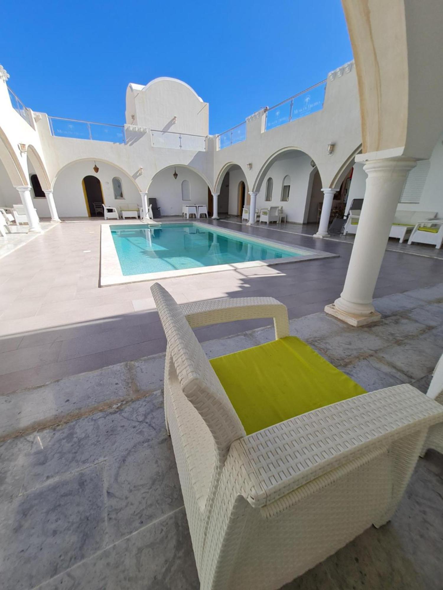 Musk De Djerba Suite Aziz Avec Piscine Temlale Buitenkant foto